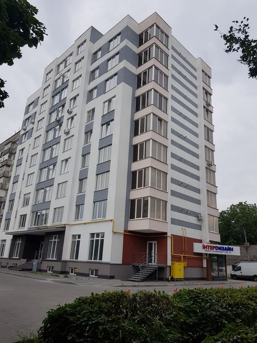 Здам квартиру в новобудові подобово,  район Житнього ринку.