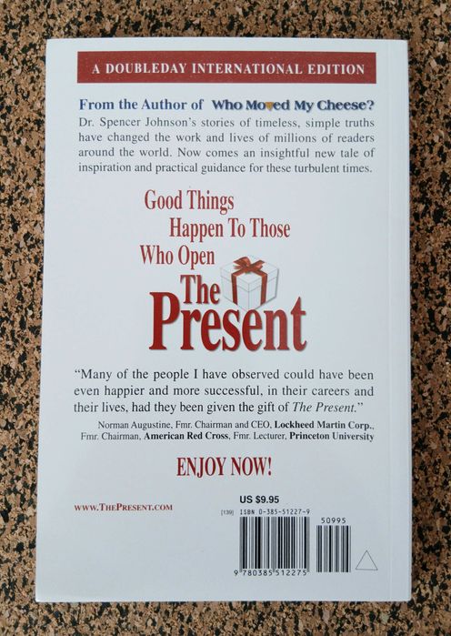 Livro - The Present: The Secret to Enjoying Your Work And Life, Now!