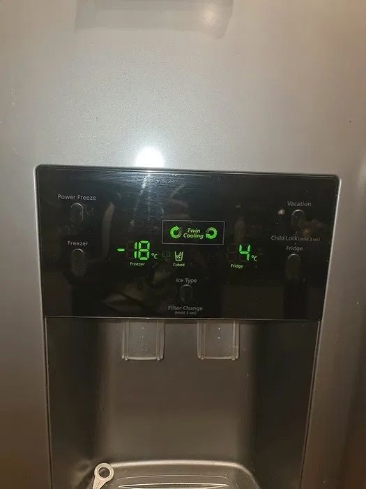 Panel sterowania do lodówki Samsung serii RSH