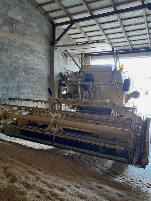Kombajn New Holland