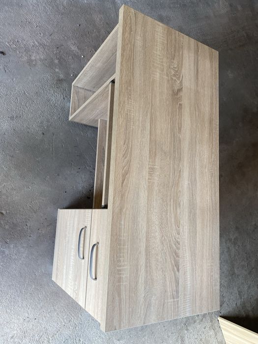 Biurko drewniane, nieużywane