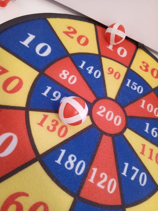 Venda exclusiva lote: Jogo de Dardos com pistola + 2 de velcro 4 bolas