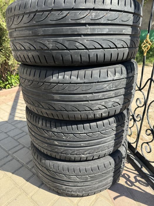 Продам Резину 215.40.18