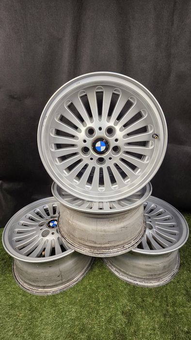 Оригінальні диски BMW R16 5×120 7J ET20 ЦО74.1