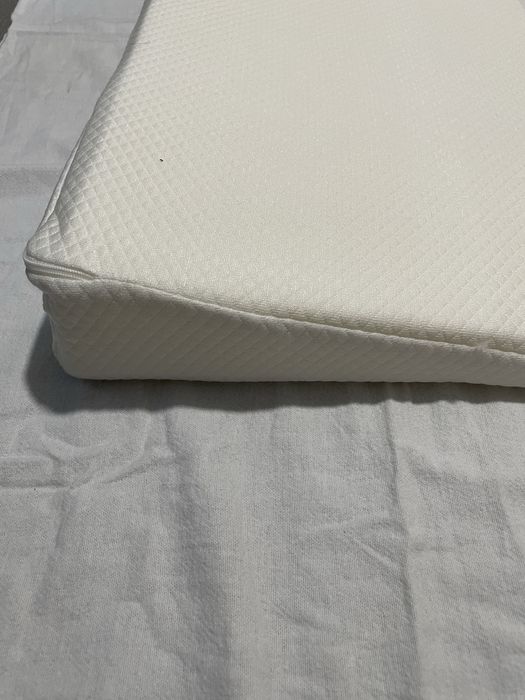 Almofada elevatória para bebé