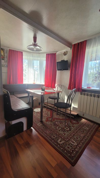 Продам будинок в Марганці.