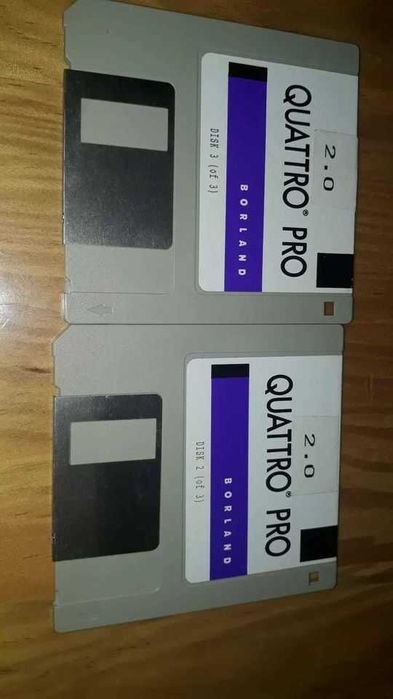 Vintage floppy disks, assorted424933937151354882