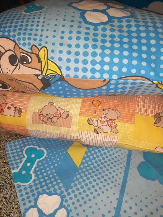 Детские подушки с наволочками 50х50см