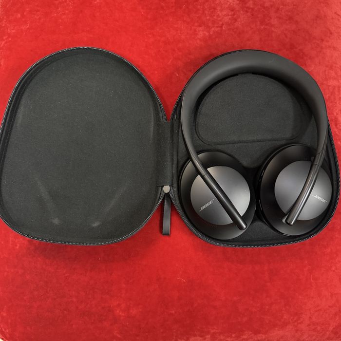 Ідеальні BOSE NOISE Canceling HEADPHONES 700 black