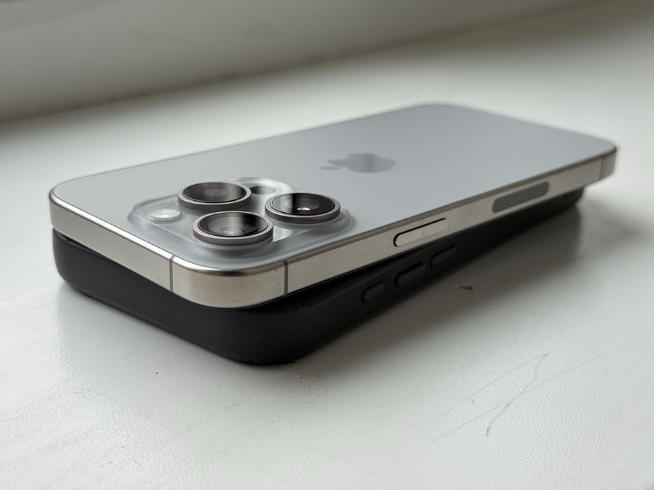 Apple iPhone 15 Pro 128GB Neverlock Natural Titanium