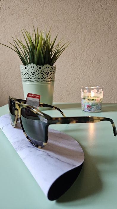 Lacoste L897S brąz modne okulary przeciwsłoneczne.