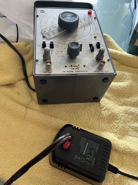 Gerador de sinais RF a valvulas marca RCA