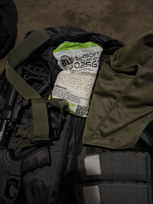 Rifle Airsoft M4 Da CM Custom + Acessórios (Kit Completo)