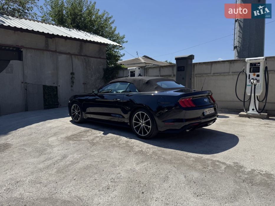 Продам автомобіль Ford Mustang 2019