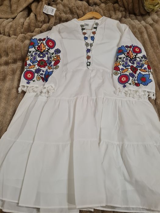 Продам вишите плаття