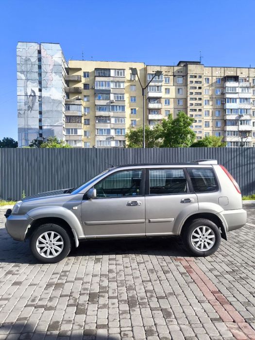 Продам Nissan X-Trail  2.2 дизель 2004рік