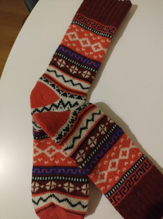 Ciepłe zimowe góralskie skarpety piekne