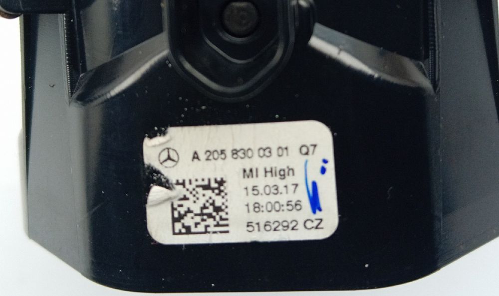 Difusor / saída de ar MERCEDES-BENZ Classe C (W205)