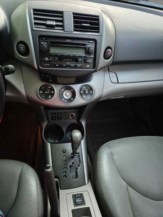 Toyota RAV4 2007 Lux Edition