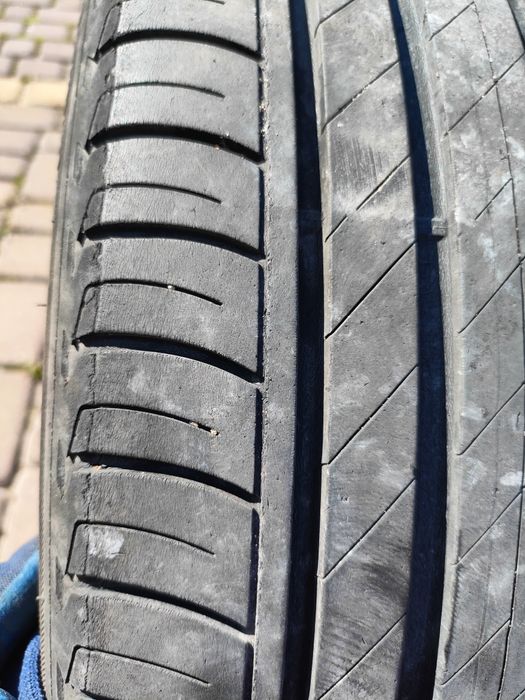 Bridgestone 2 opony letnie 225/45/17