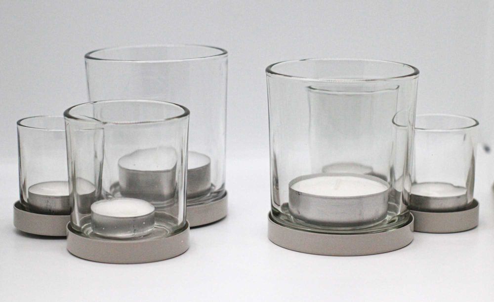 Два свічники металеві зі свічками «Тріо»