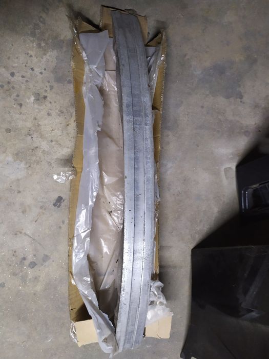 Parachoques tras bmw E60, consola 2din Vw/Audi ,reforço Audi TT 99