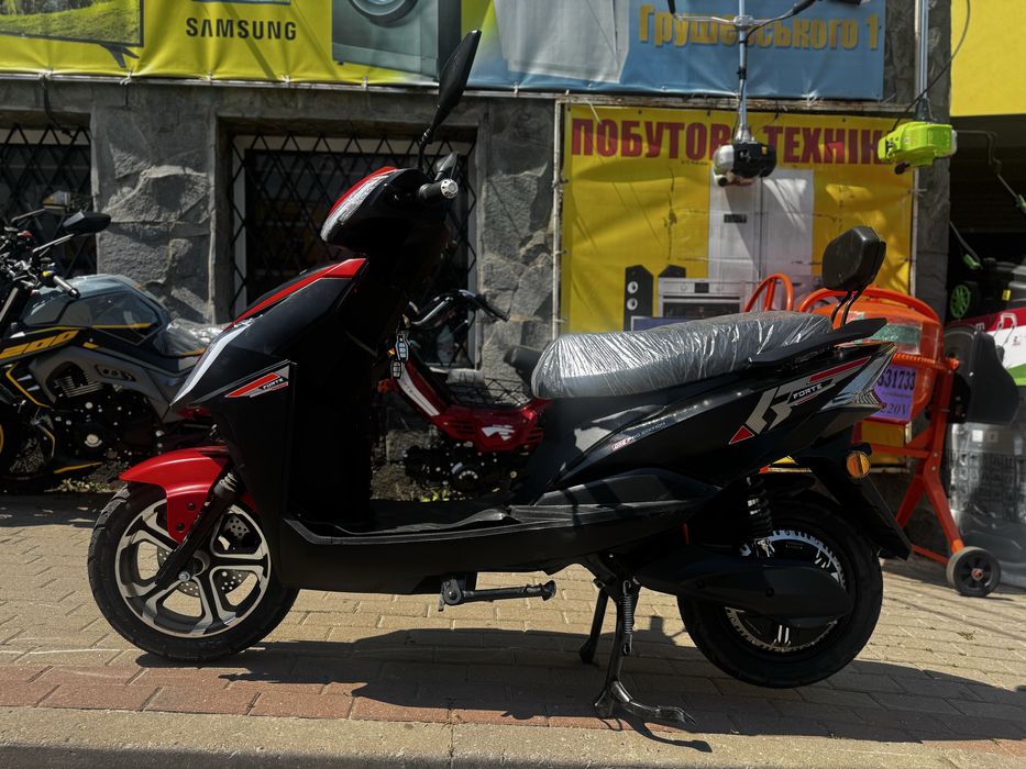 Електроскутер Forte Leon PRO 2500W Літій-іонний 72В/32Аг