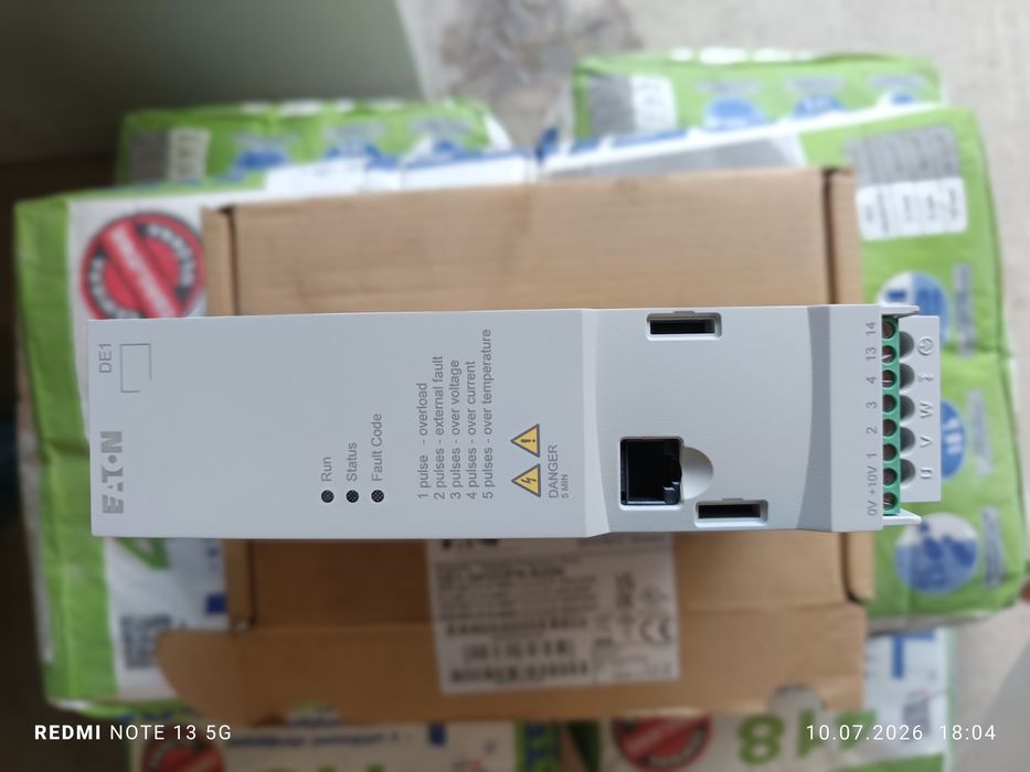 Falownik   plus Panel sterujący