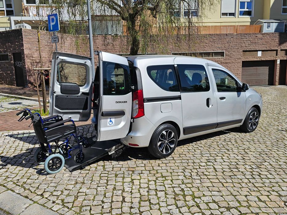 DOKKER 1.5 DCI Com Rampa Para Cadeira Rodas / Mobilidade Reduzida