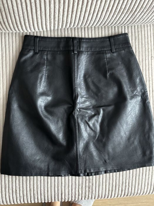 Продам юбку з екошкіри