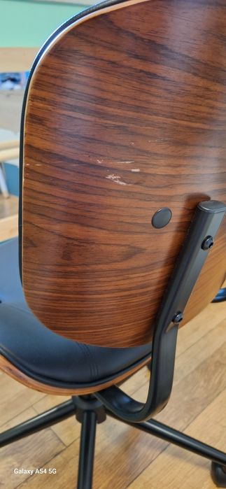 Cadeira de escritório giratória com elevação