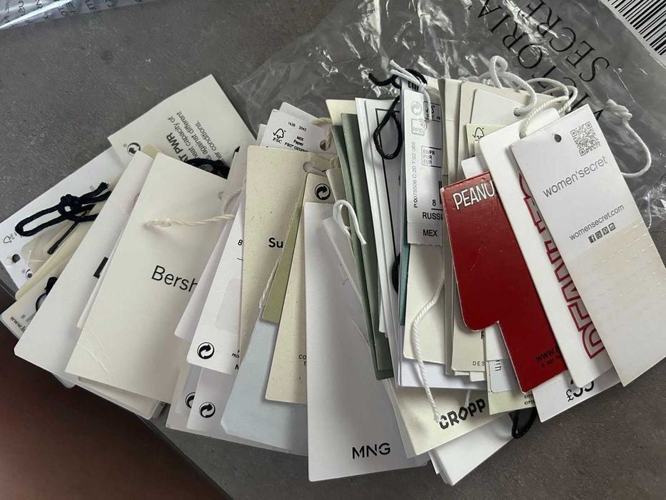 Брендові масмаркет бірки