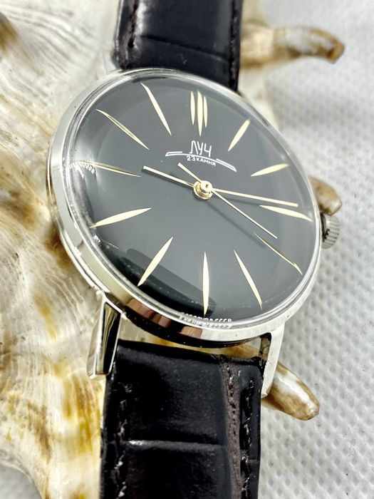 Годинник Луч нові часы механіка ракета полет восток