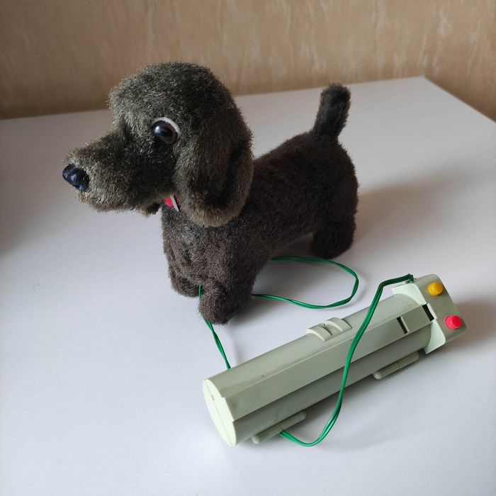 Zabawka Dachshund 7300 Made in Japan - czasy PRL