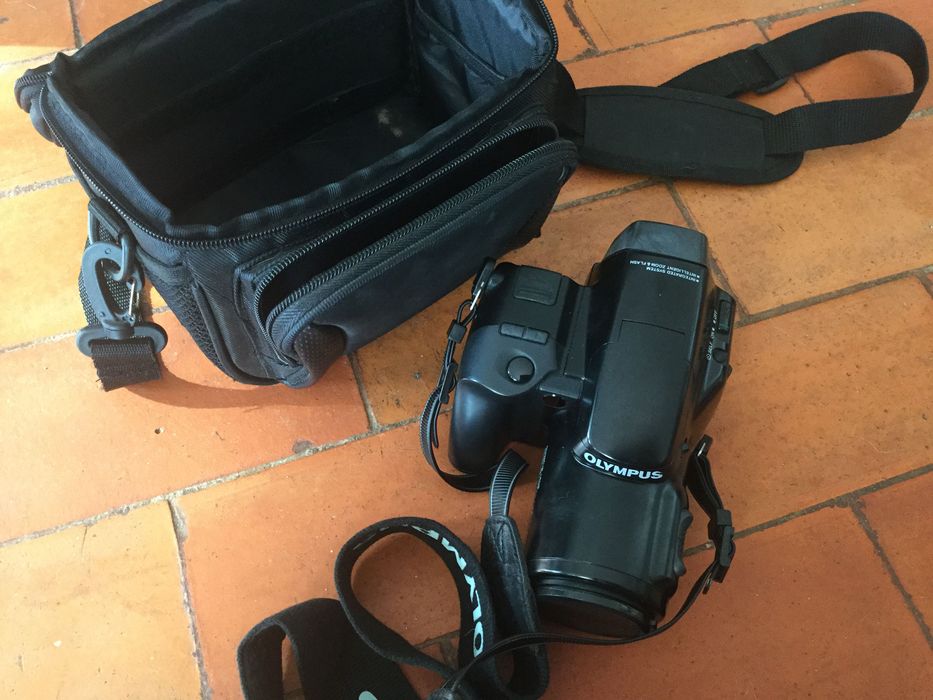 Olympus IS1000 + Case