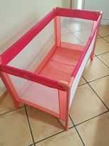 Camas de viagem - menina