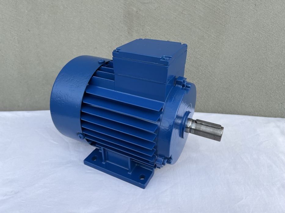 2.2 квт 3000 об Електродвигатель електродвигун електромотор