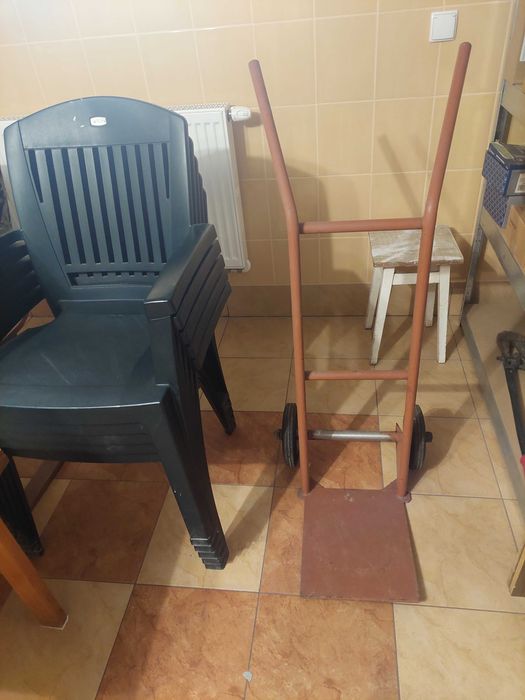 Nowy wózek do transportu
