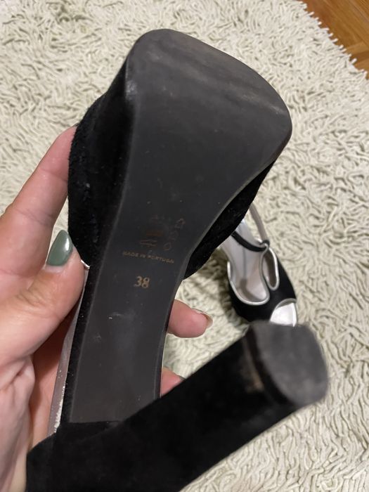 Sapato salto alto festa