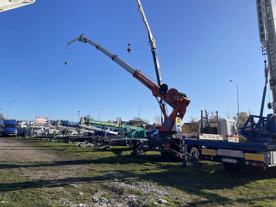 Żuraw Ciesielski dźwig dekarski Böcker AK 27-1000