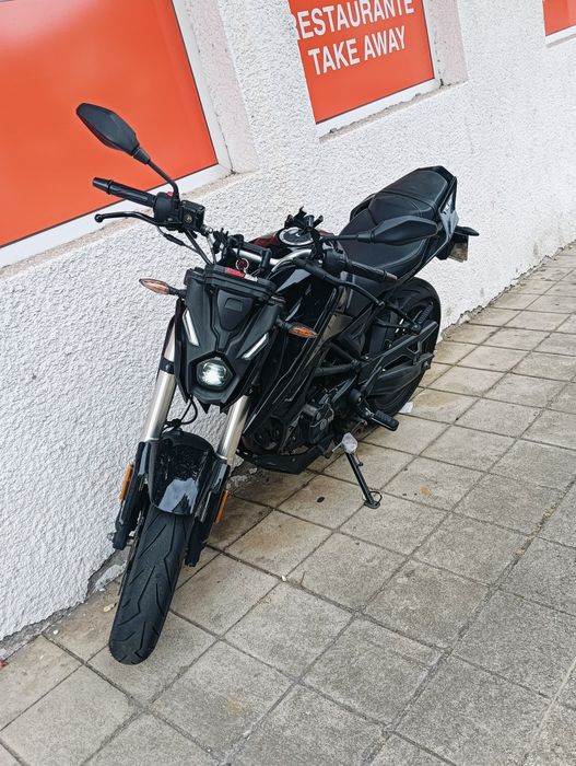 Vendo Voge R125 (2024) - Carta A1 / B