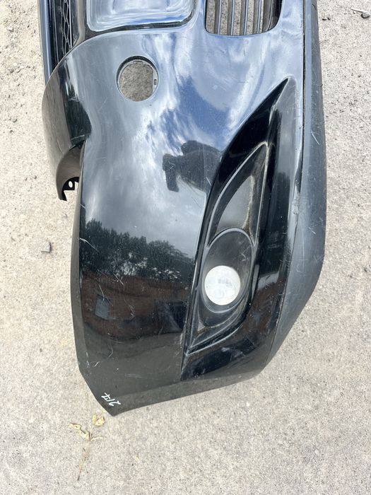 Передній бампер Toyota Auris E150 Тойота Ауріс Е150 2007-2009