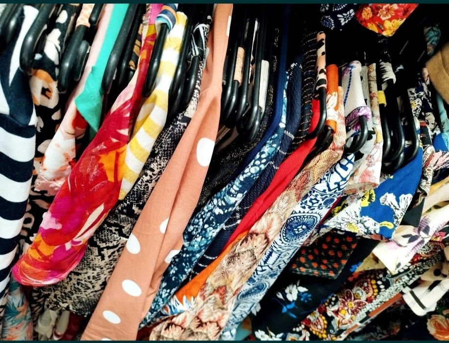 Sprzedam zestaw sukienek letnich