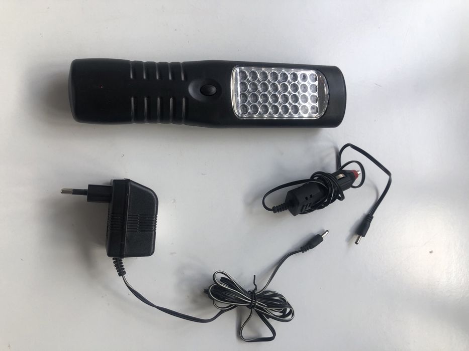 Lanterna três funções de luzes