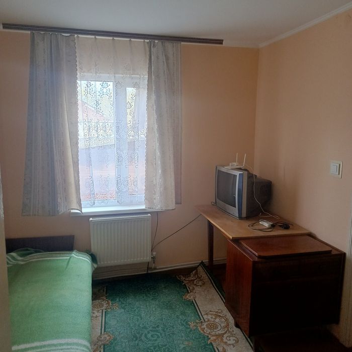 Продається будинок в центрі міста