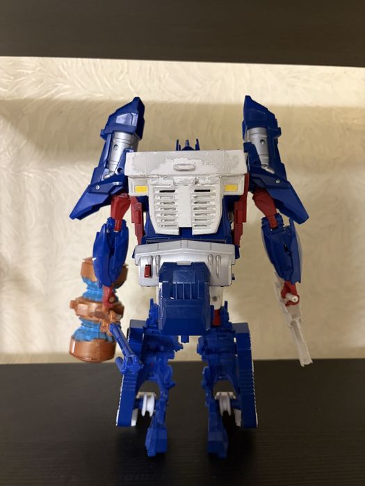 ultra magnus - купить детские игровые фигурки - Цена на OLX.ua