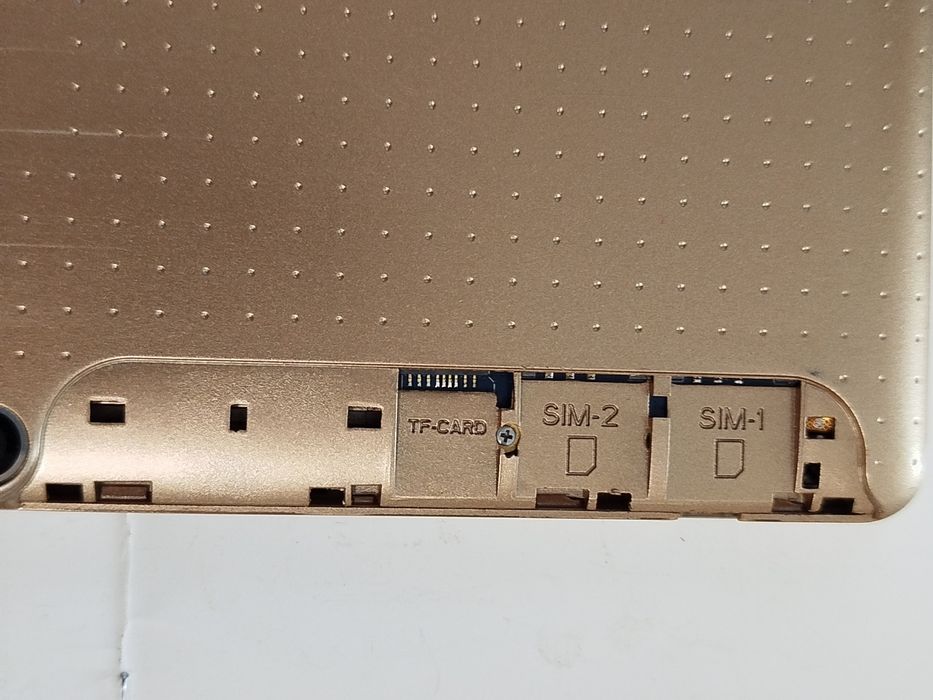 Планшет 10 дюймів під ремонт