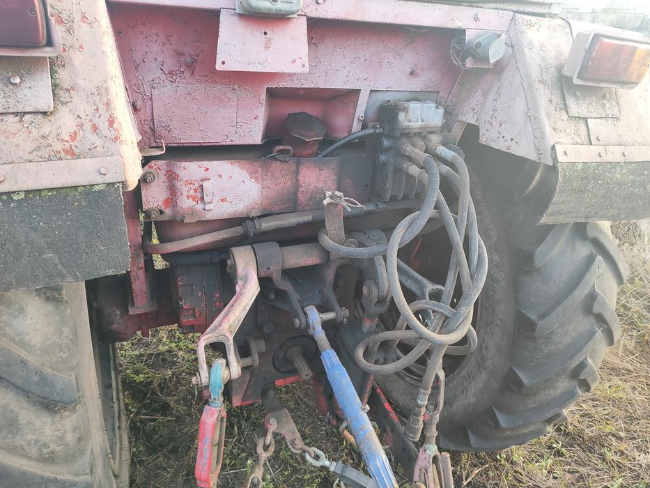 Продам трактор ЮМЗ 6. (прицеп, плуг, опрыскиватель)