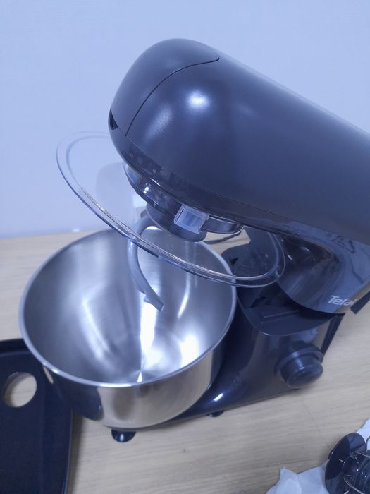 Кухонна машина Tefal BAKE ESSENTIAL QB161H38