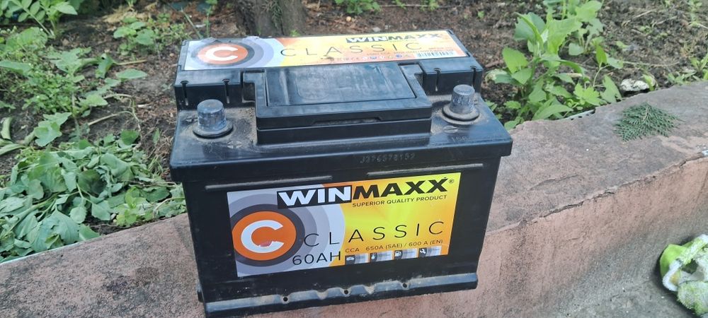 Акомулятор АКБ автомобильный